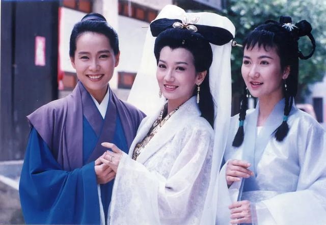 988男龙1992女猴，1988男和1992女相配吗"