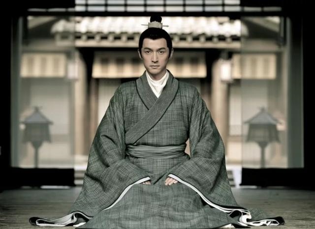 988男龙1992女猴，1988男和1992女相配吗"