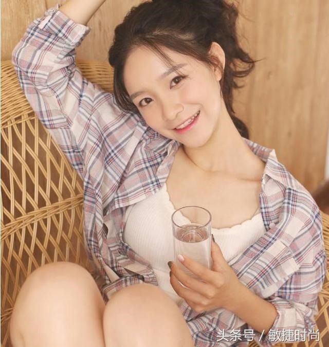 属龙女的今年多大年龄，属龙的2022年多大