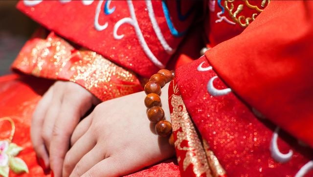 嫁娶择吉日的正确 *** ，婚姻嫁娶择日步骤