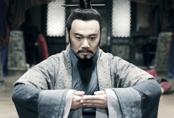 988年属龙的贵人和小人,属龙一生的贵人和小人"