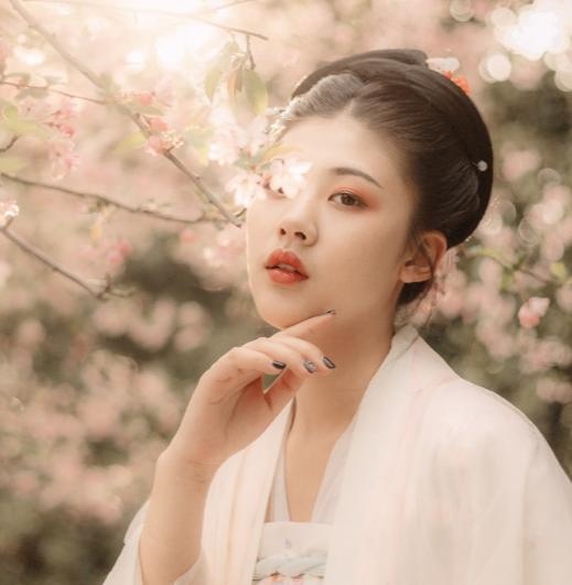 属龙女让男人着迷，属龙女最怕哪个属相