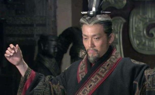 988年属龙的贵人和小人,属龙一生的贵人和小人"