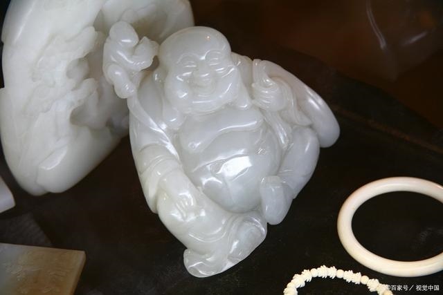 虎年本命年佩戴什么好，适合1974年属虎人戴的首饰