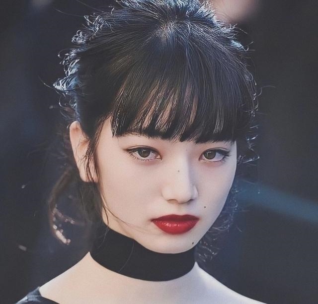 蛇的年龄怎么判断，玉米蛇什么时候长牙