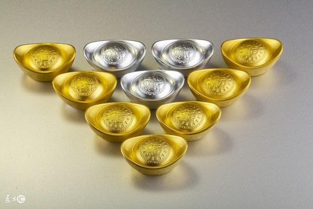 6年属龙女9月份财运,76龙人2022