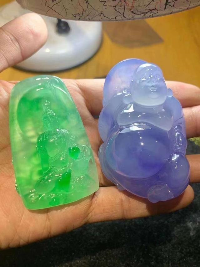 6年属龙女适合佩戴什么首饰，76年属龙46岁有牢狱之灾"