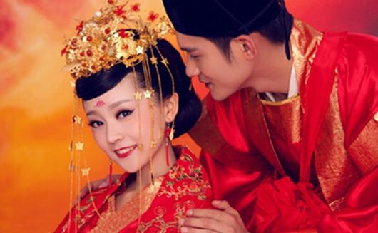 属龙和属蛇合不合婚，男龙女蛇婚姻与家庭