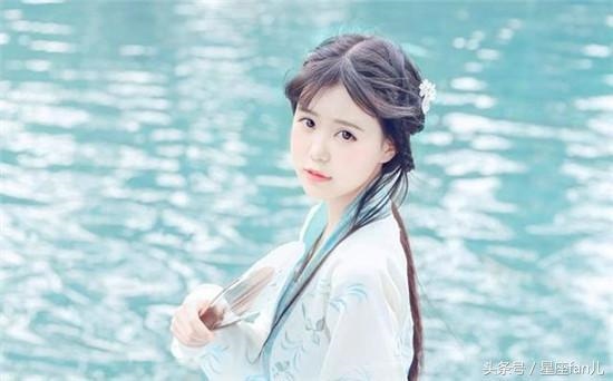 属猴女的靠山是谁呢，2022 年属猴的贵人和小人