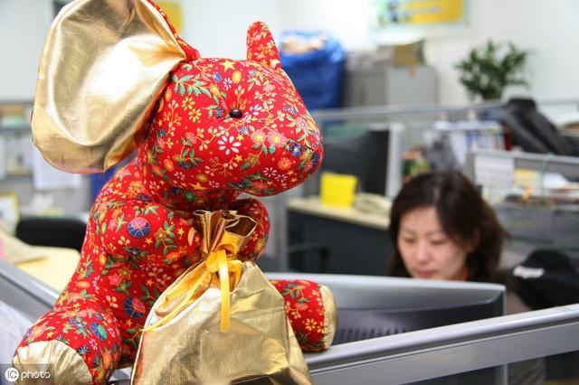 属鼠的和龙的相配吗，属龙和属鼠的婚配怎么样