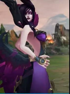 正月的蛇女是犯的什么，正月蛇男的命克谁