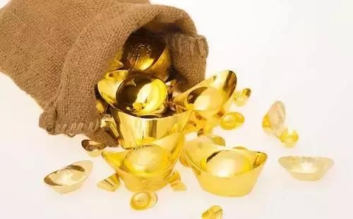 属蛇男与属蛇女财运，男属蛇女属蛇结婚好吗