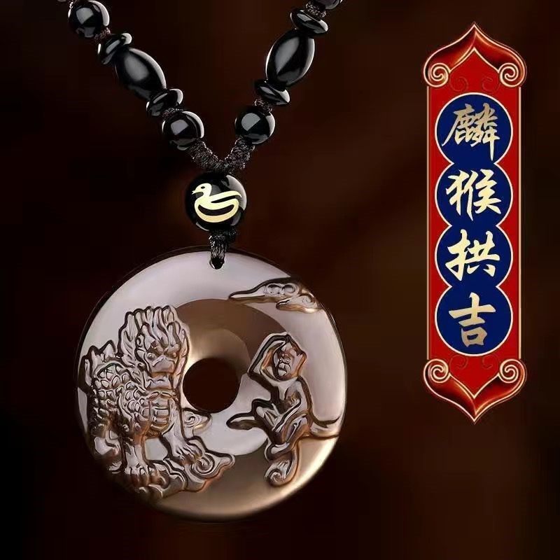 属蛇的能不能佩戴蛇,属蛇的戴玉蛇了好不好