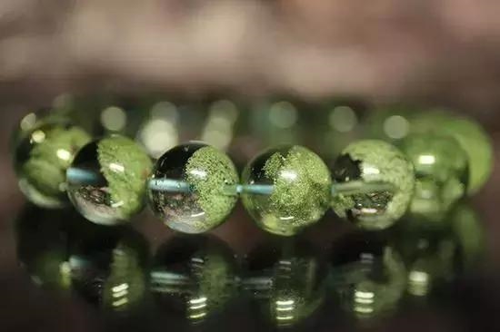 属蛇的身上佩戴什么可以旺财，本命年可以佩戴自己的生肖吗