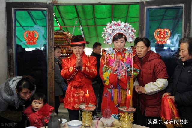 属蛇男和鸡女会离婚吗，属蛇和鸡配吗