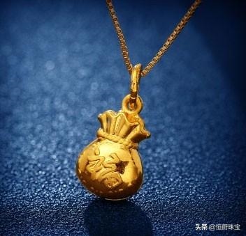 招财吊坠女带什么更好，男性带什么吊坠好