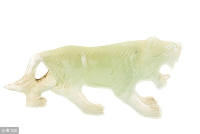 佩戴虎头的寓意，属虎的带老虎吊坠好吗