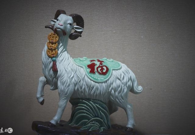 羊跟鸡合作财运怎么样,羊给鸡能打火做生意吗