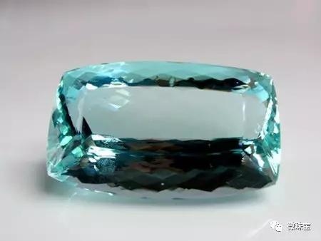 双子座戴什么招财，双子座适合佩戴黄金吗