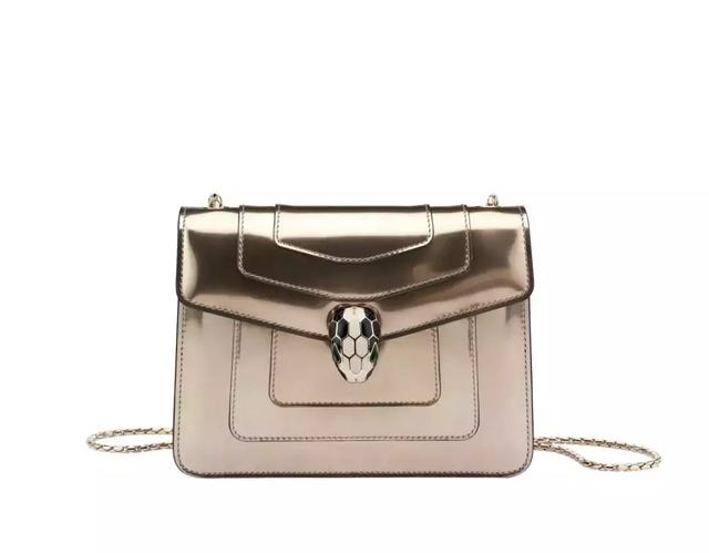 宝格丽蛇头戒指价格，宝格丽戒指回收价格是多少