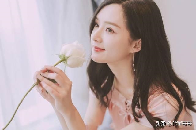 990年今年多大,1990年属马30岁运气"