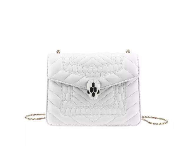 宝格丽蛇头戒指价格，宝格丽戒指回收价格是多少