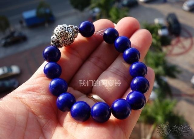 真假青金石对照图片，天然青金石怎样鉴别