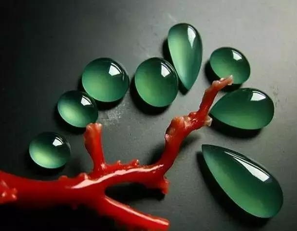 女人戴玉貔貅有什么讲究,女的能带玉貔貅吗