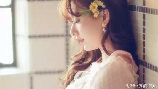 属蛇女重感情吗,属蛇女分手后