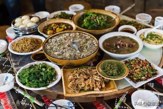 属鸡的人戴银手镯好吗，银手镯的功效与作用