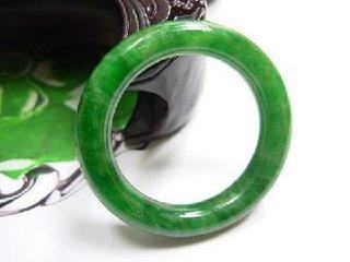 女人戴玉貔貅有什么讲究,女的能带玉貔貅吗