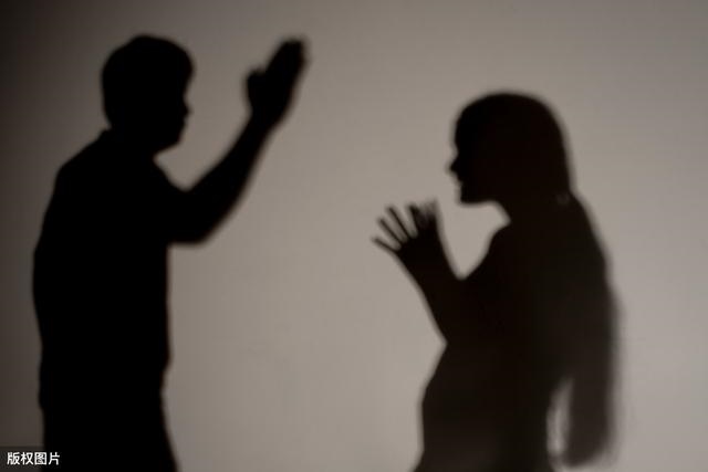 如何挽回一个死心的女人，挽回对方每天一条信息