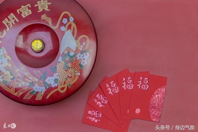 马和蛇的属相合不合,属蛇人一辈子的克星