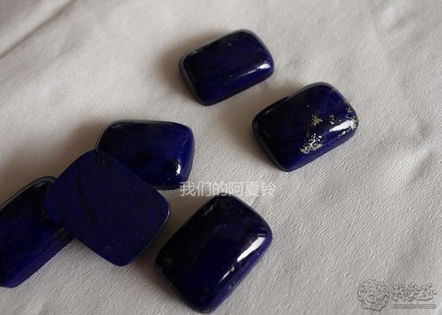 真假青金石对照图片，天然青金石怎样鉴别