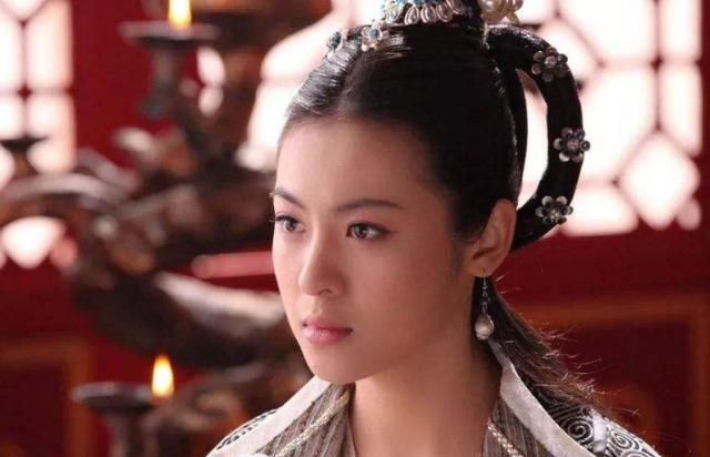 977年属蛇女人的后半生命运，1977年属蛇女44以后婚姻"