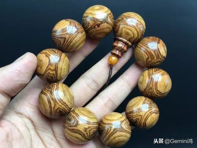 青金石适合什么属相木，青金石的功效与作用