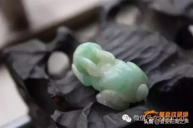 属狗的女人戴银手镯好不好，属狗的带金刚杵手镯好吗