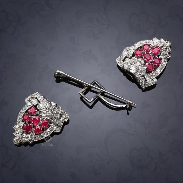 双子座适合佩戴什么饰品，双子座适合养什么宠物