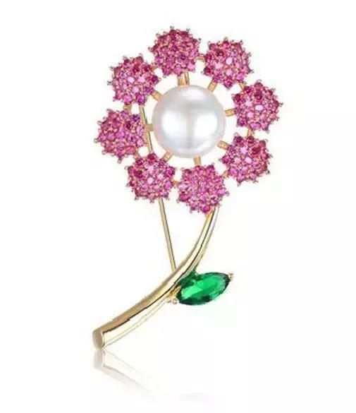 属蛇人本命年运势，蛇年本命年吉祥物