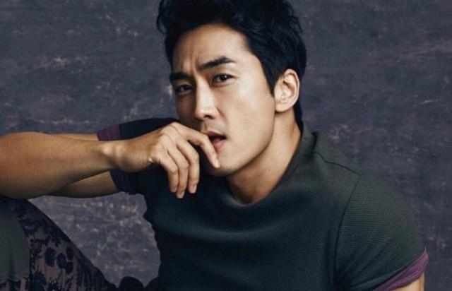 属蛇的男人选择的老婆，属蛇的男人对待感情