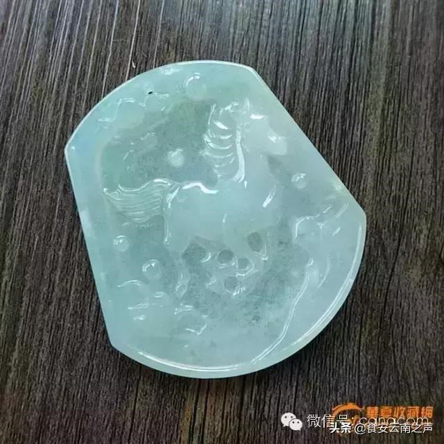 属狗的女人戴银手镯好不好，属狗的带金刚杵手镯好吗