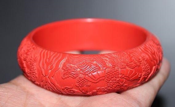 佩戴朱砂有什么好处,朱砂佩戴禁忌本命年