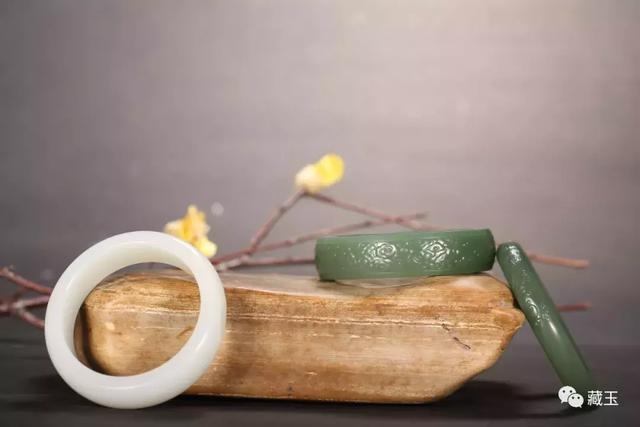 5岁戴什么颜色的玉镯,女人戴玉镯的禁忌"