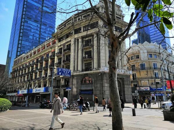 打牌看方位财运指南针，今天打麻将坐哪里能赢