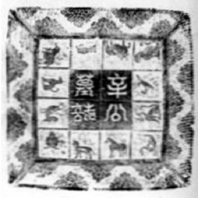 属蛇的各月配对，十二生肖属蛇各月运势