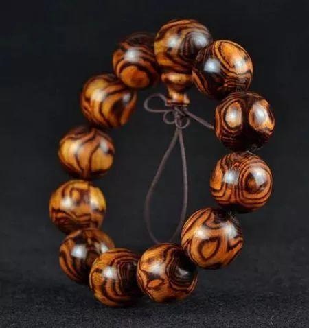 男人戴什么招财保平安，男人带什么保平安更好