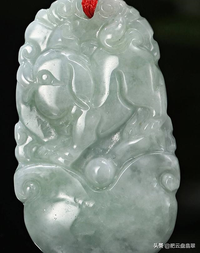 属马的能戴玉吗，属龙能不能带龙玉坠