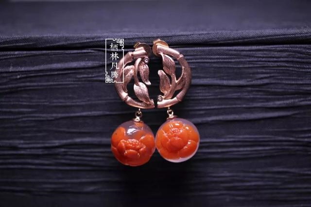 属狗的佩戴什么好，属狗人一生的吉祥物