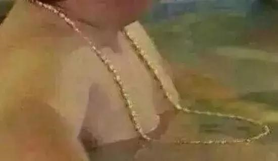 7年属蛇能戴金饰吗，属蛇戴金项链可以吗"