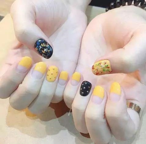 属蛇女的微信头像最招财,属蛇的人用啥头像旺财